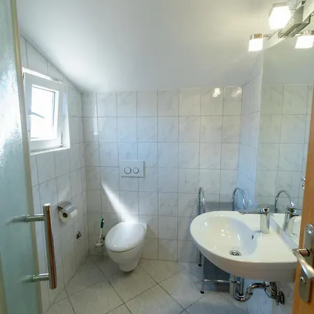 Blazevic Apartament Pirovac